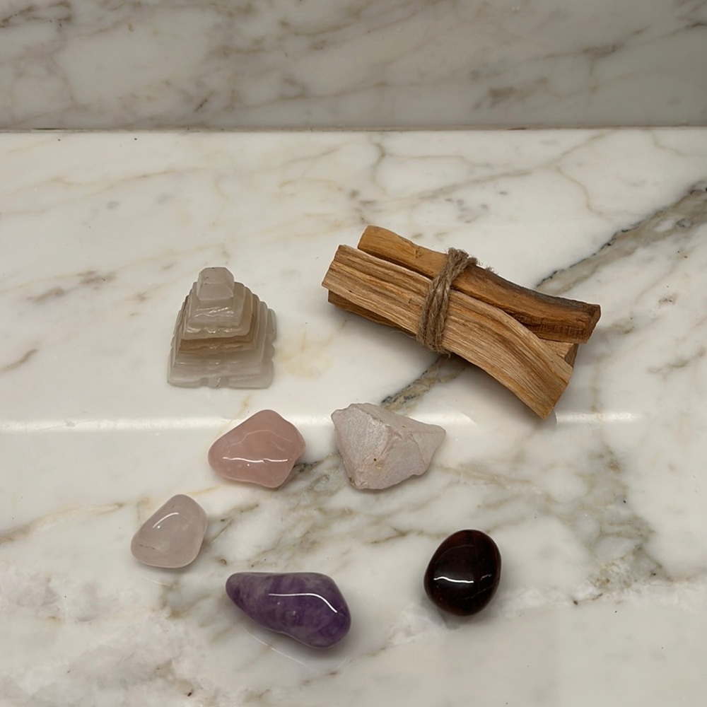 Home Decor Gem Stones & Incense Sticks